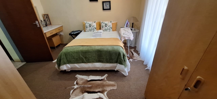 6 Bedroom Property for Sale in Zeerust North West